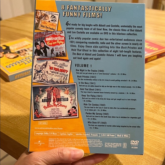 #0676+ Abbott and Costello Volume 1 DVD Set - Vibrant Yellow Cover - Picture 4 of 9